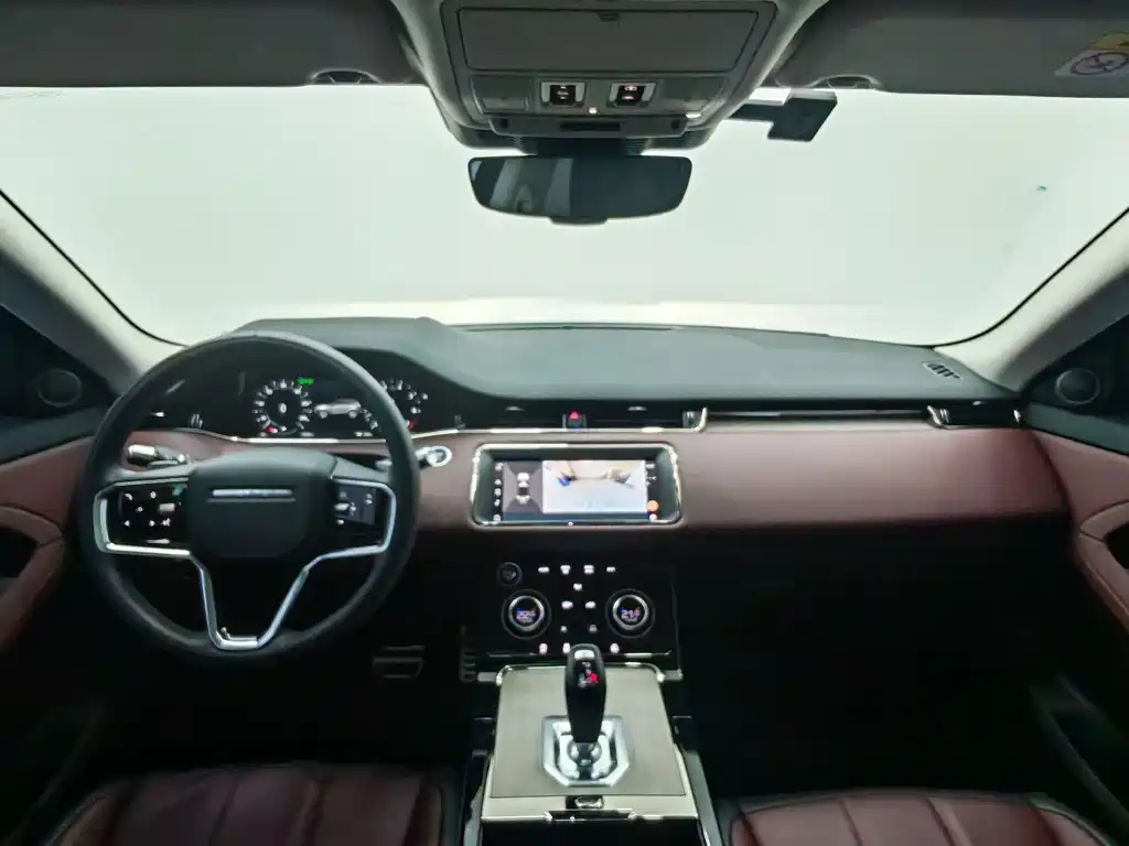 Land Rover Evoque 2022 — фото 10