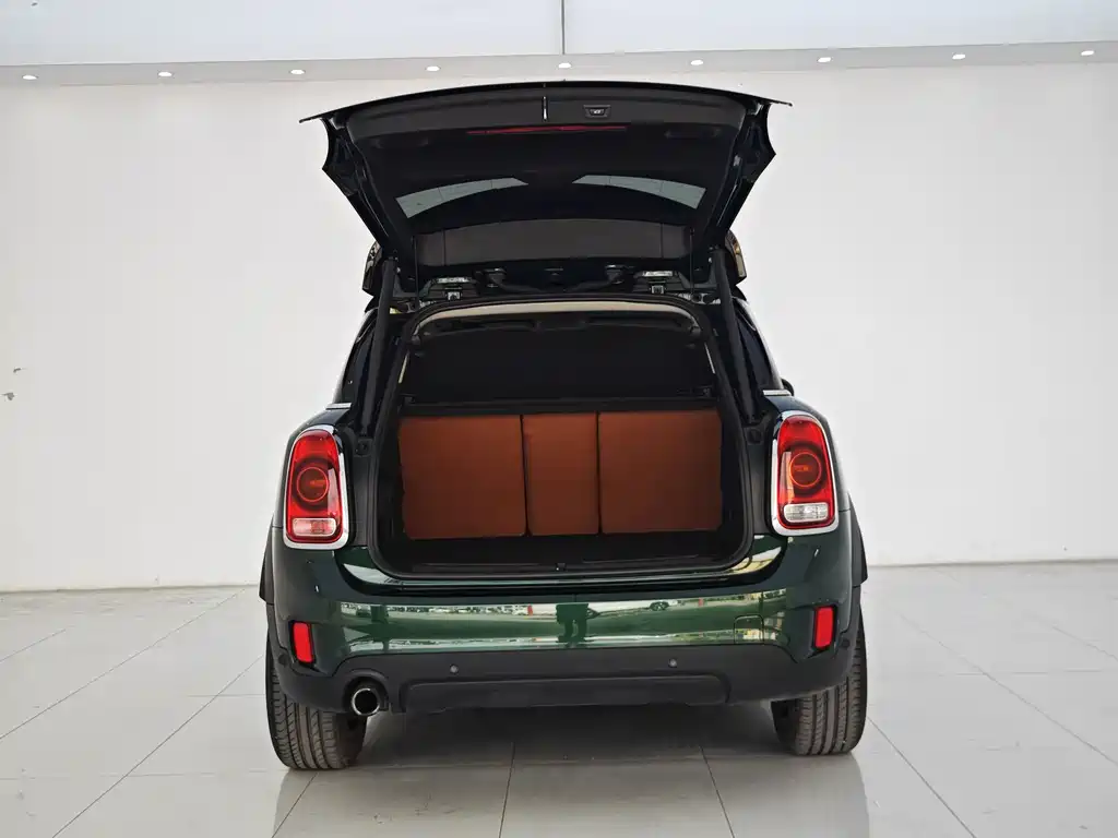 MINI Countryman 2017 — фото 19
