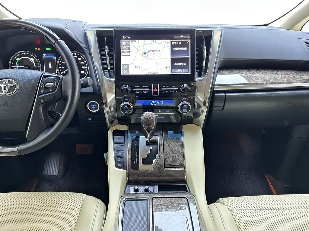 Toyota Alphard 2022 — фото 20