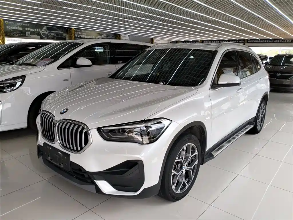 BMW X1 2021 — фото 2