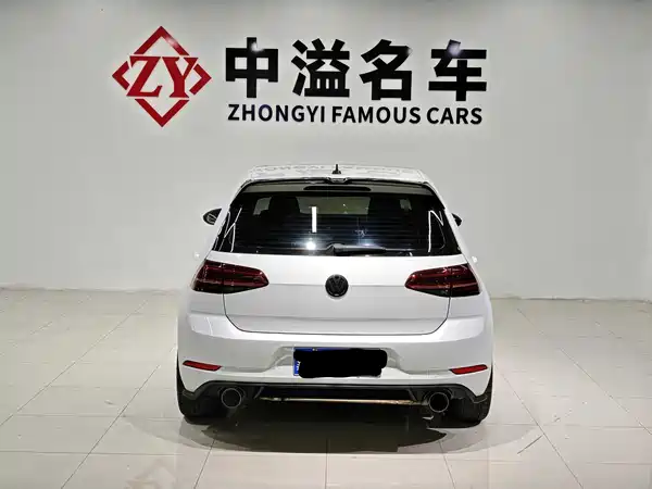 Volkswagen Golf 2020