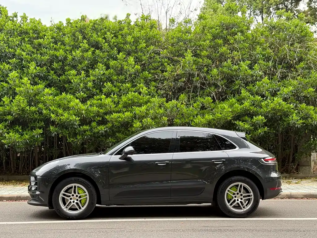 Porsche Macan 2019 — фото 4
