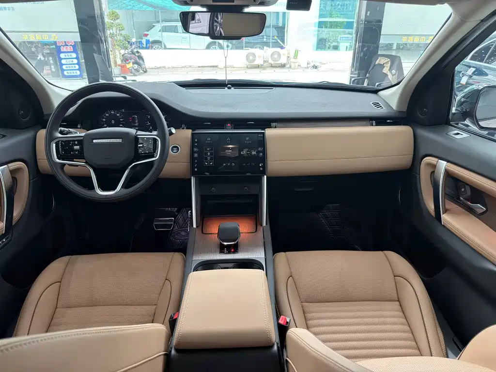 Land Rover Discovery Sport 2024 — фото 15