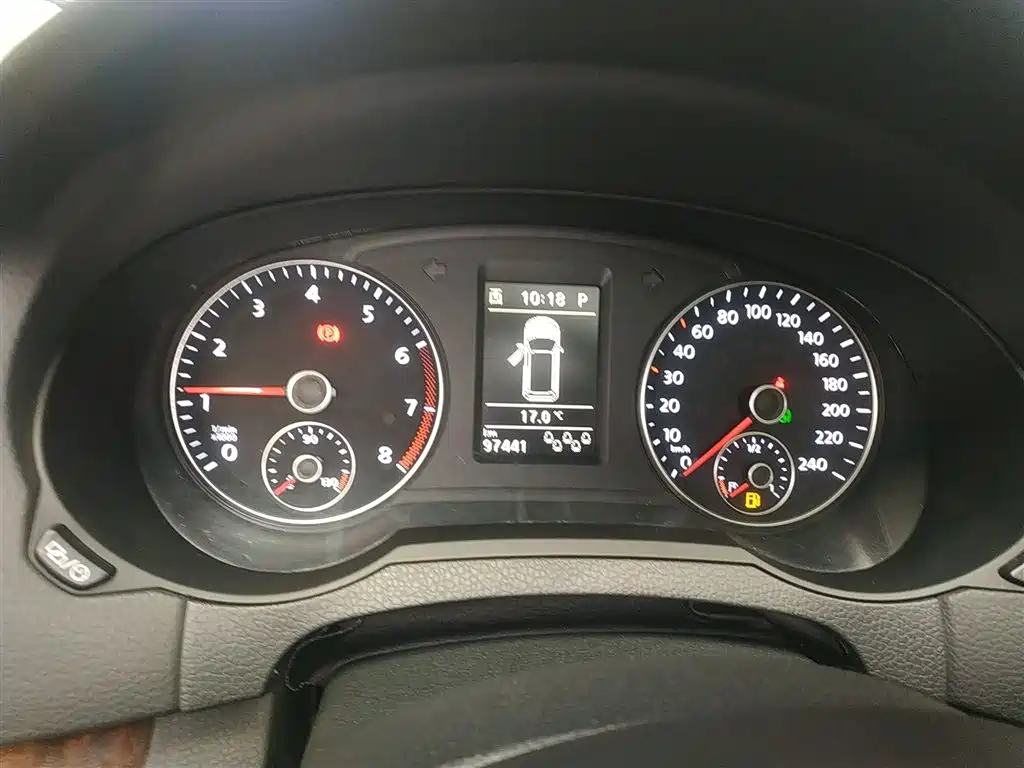 Volkswagen Sharan 2015 — фото 12