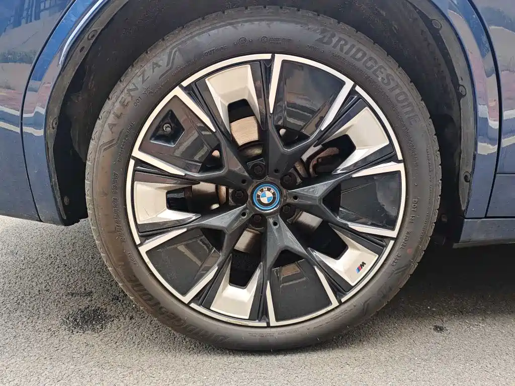 BMW iX3 2022 — фото 15