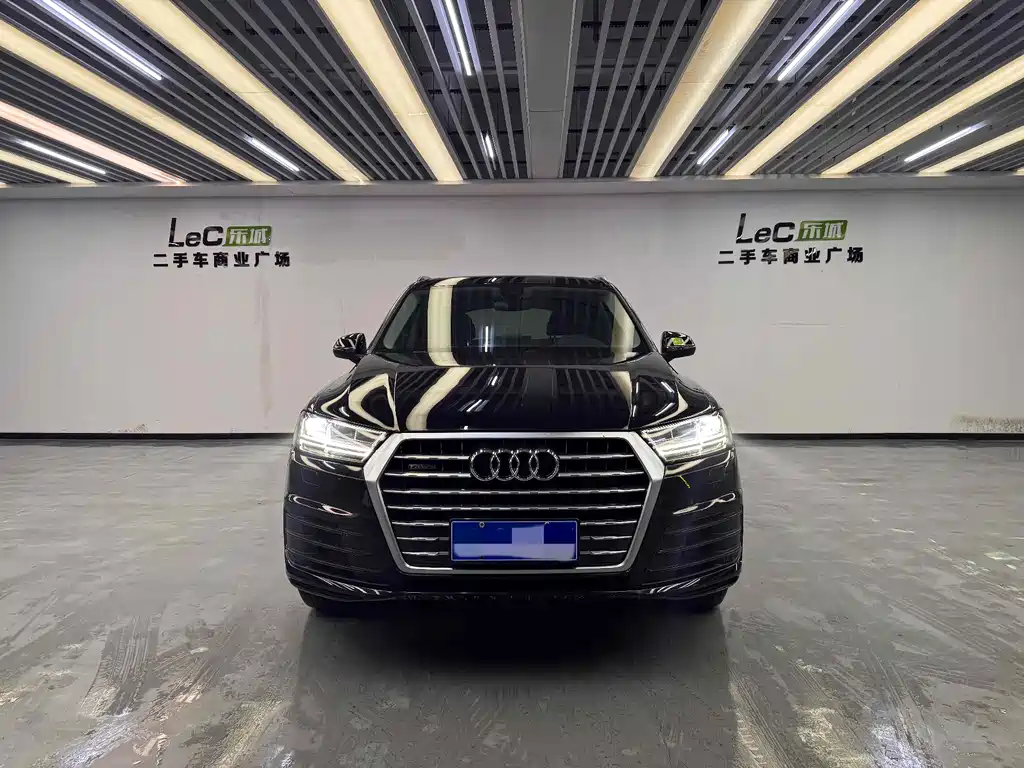 Audi Q7 2019 — фото 2