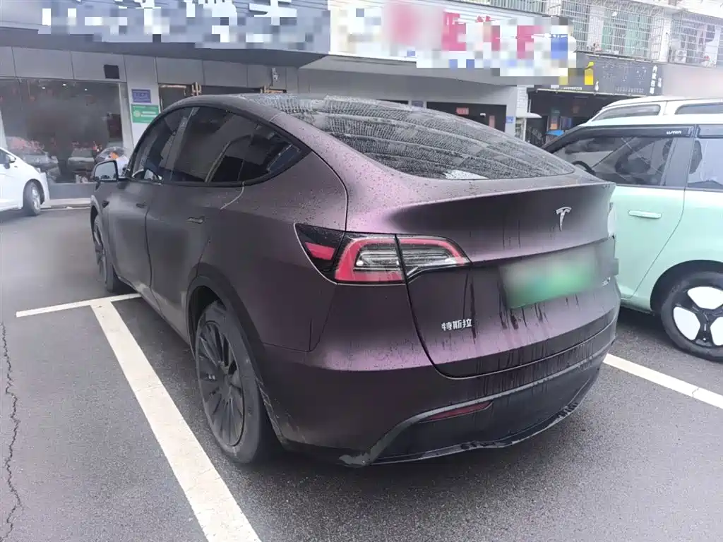 Tesla Model Y 2022 — фото 23