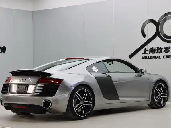 Audi R8 2014