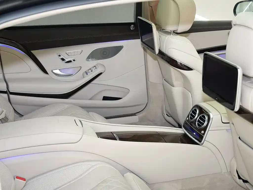 Mercedes-Benz Maybach S-Class 2017 — фото 19