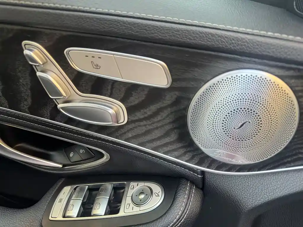 Mercedes-Benz C-Class 2018 — фото 10