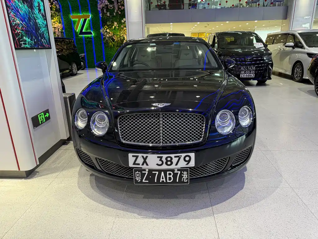 Bentley Flying Spur 2010 — фото 2