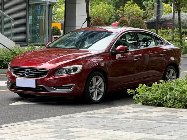Volvo S60 2014