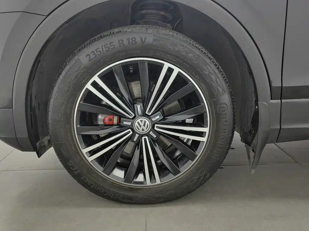 Volkswagen Tiguan L 2020 — фото 17