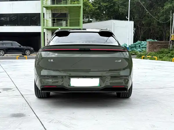 Zeekr 007GT 2025