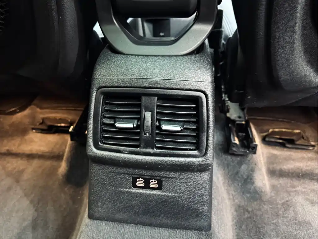 BMW X1 2019 — фото 18