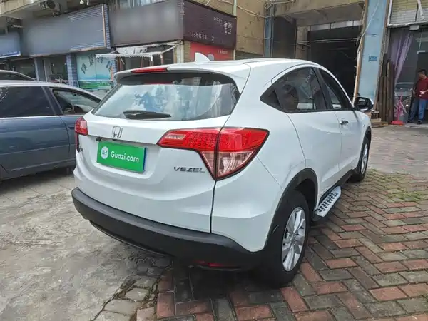 Honda Vezel 2015