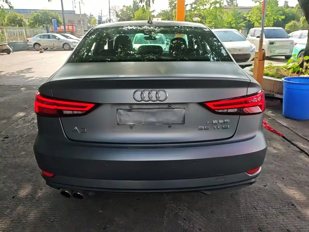 Audi A3 2018 — фото 6