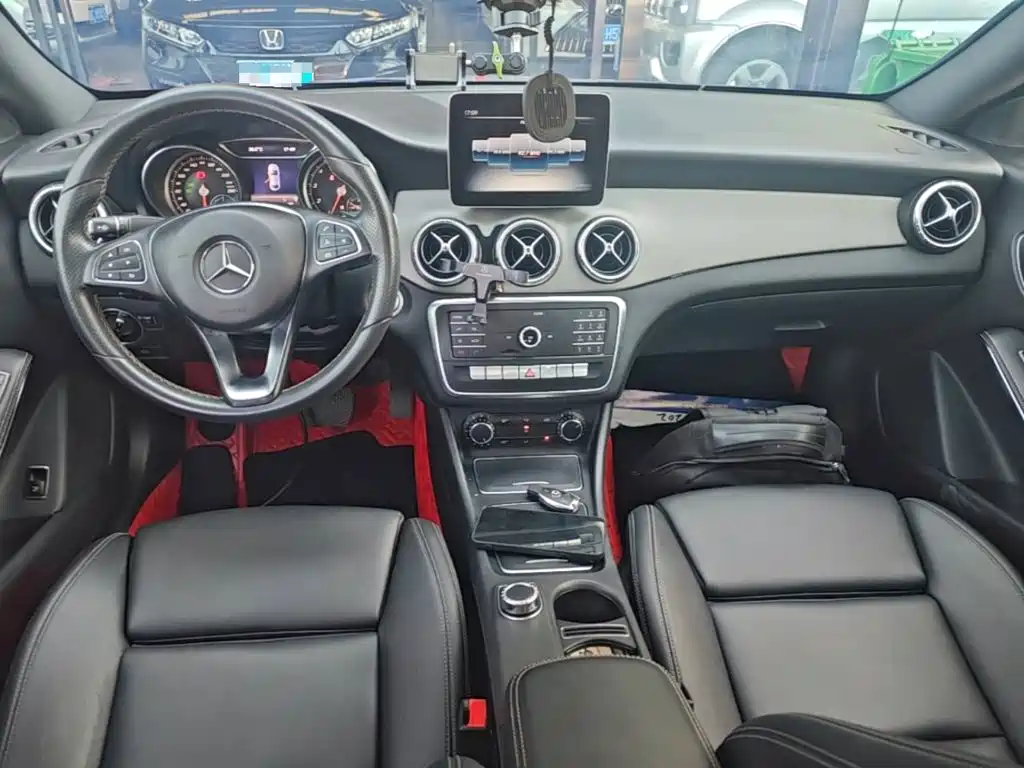 Mercedes-Benz CLA 2018 — фото 10