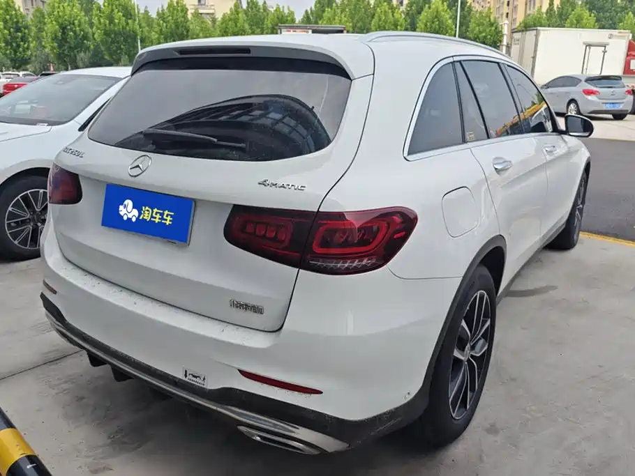 Mercedes-Benz GLC 2023