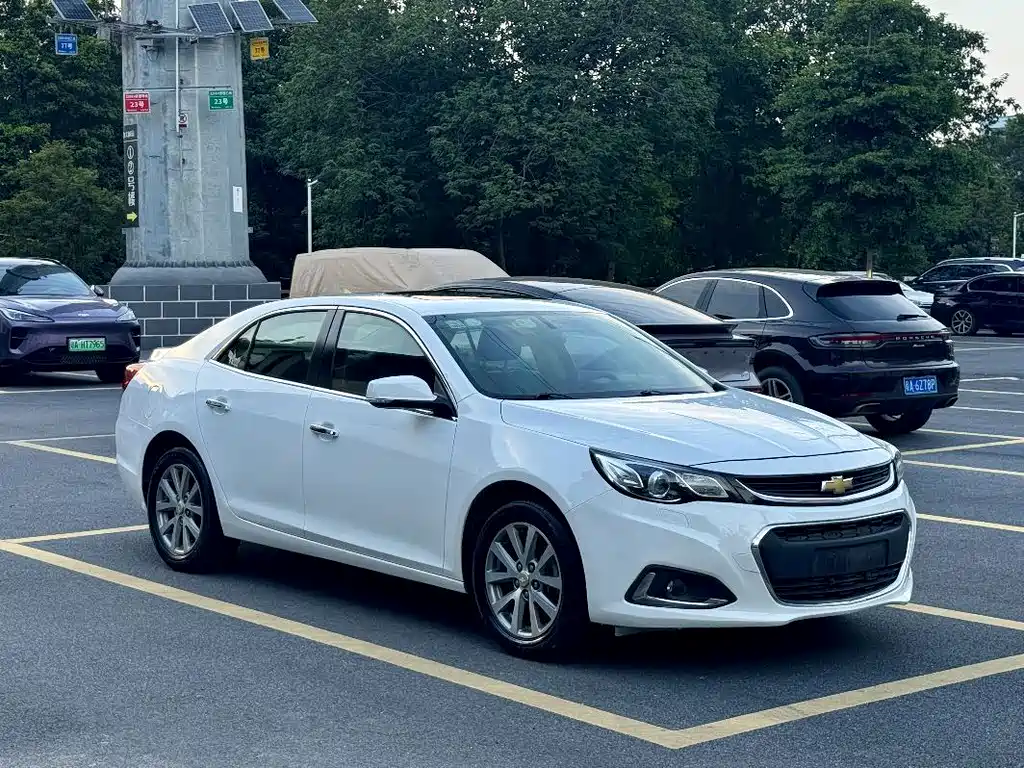Chevrolet Malibu 2018 — фото 4