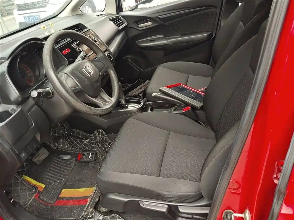 Honda Fit 2018 — фото 11