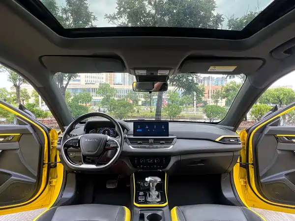 Dongfeng Yixuan 2022