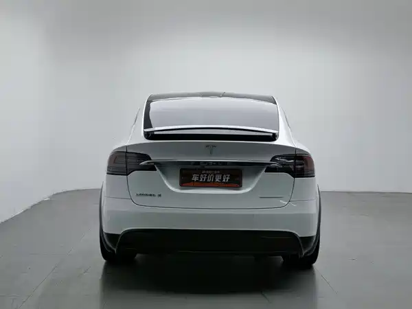 Tesla Model X 2016