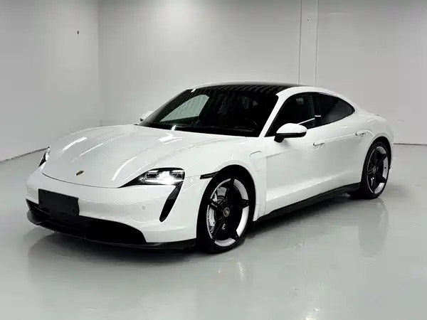 Porsche Taycan 2021