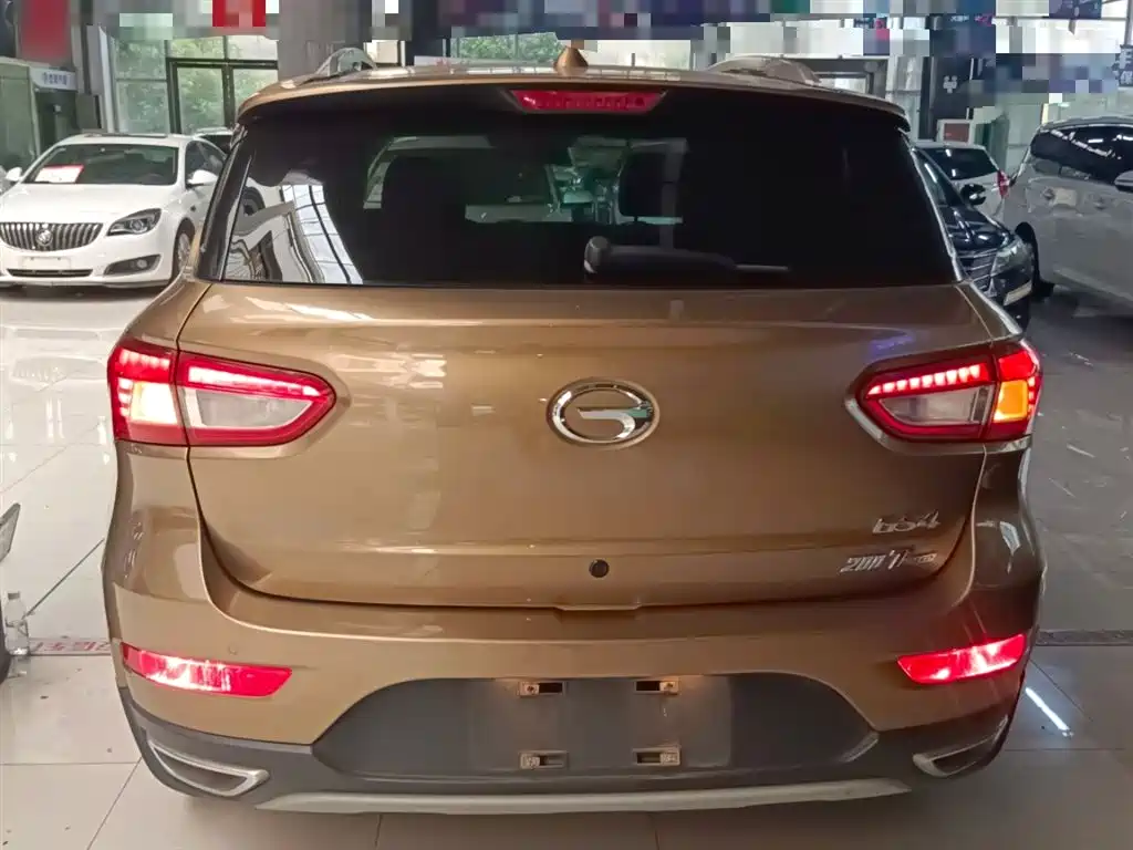 GAC Motor Trumpchi GS4 2015 — фото 6