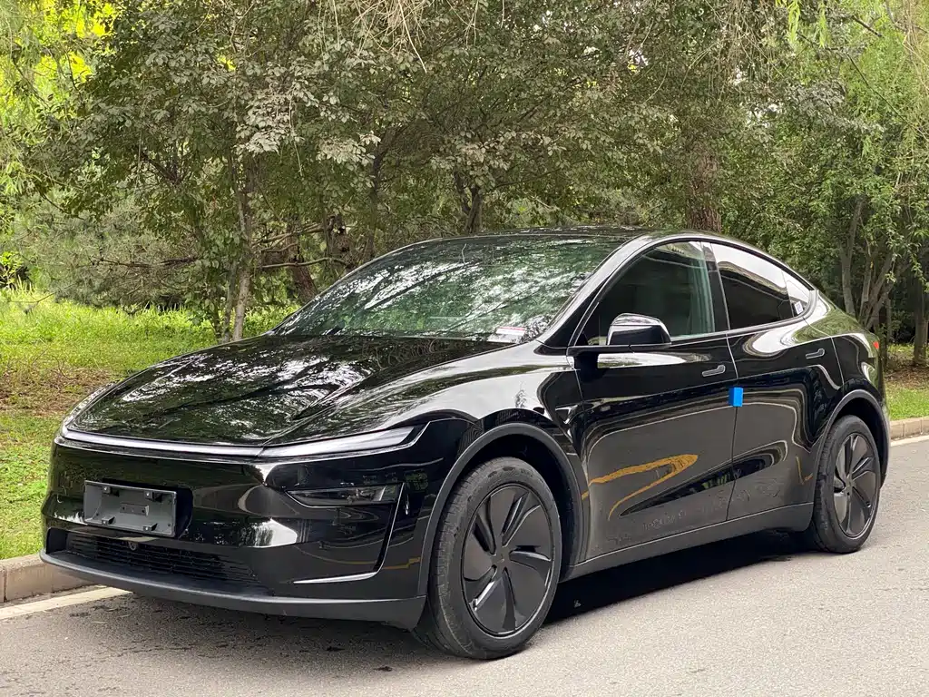 Tesla Model Y 2026