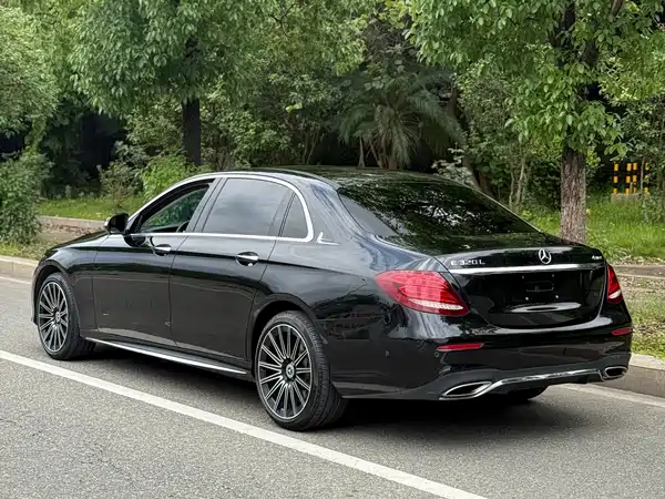 Mercedes-Benz E-Class 2018