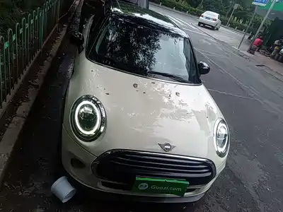 MINI MINI 2021