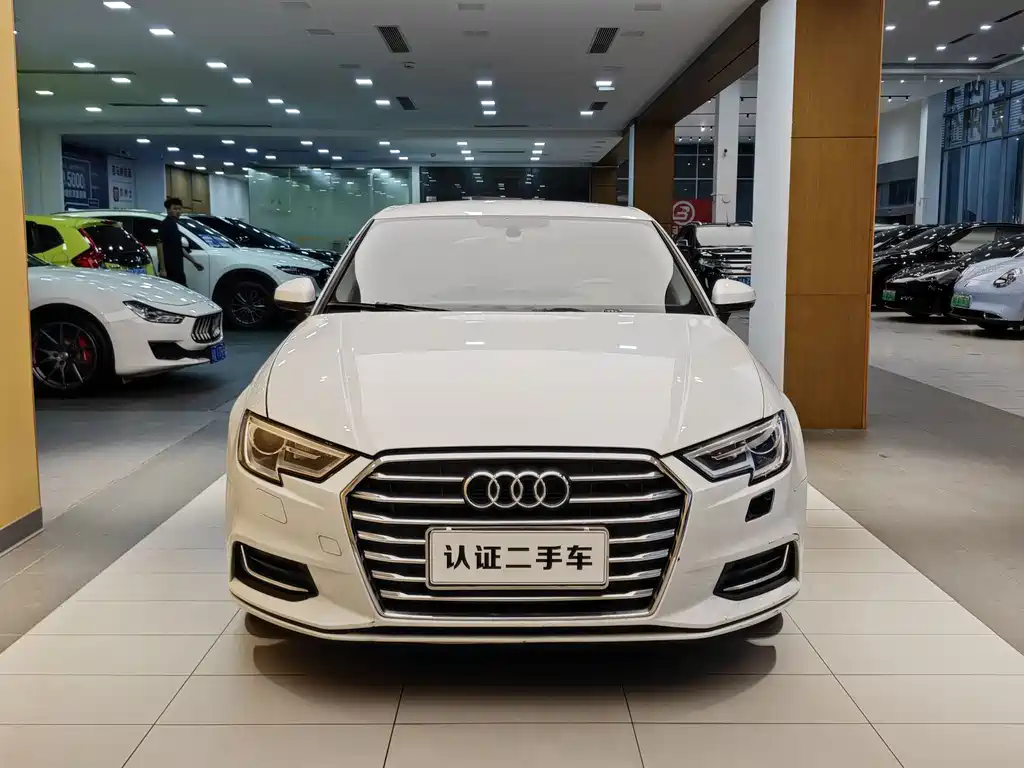 Audi A3 2019 — фото 4