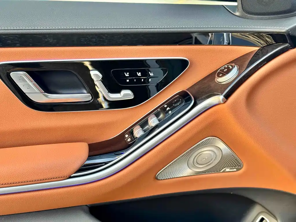 Mercedes-Benz S-Class 2024 — фото 4