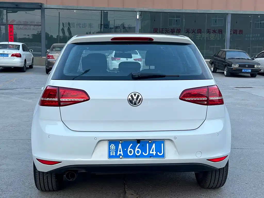 Volkswagen Golf 2016