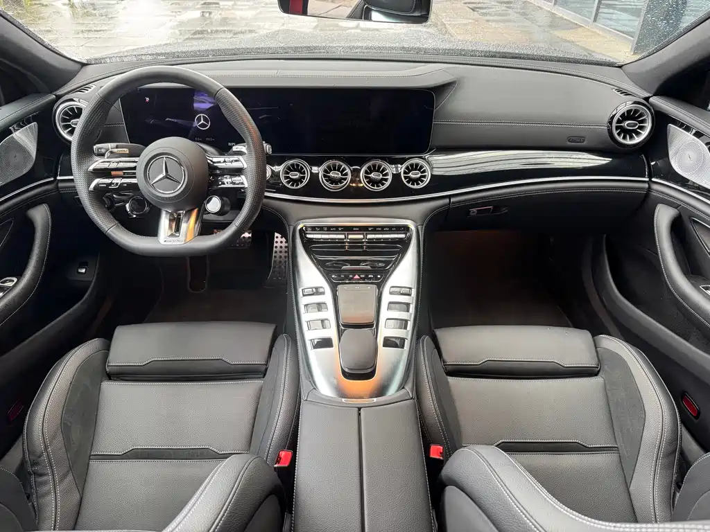 Mercedes-Benz AMG GT 2025 — фото 8