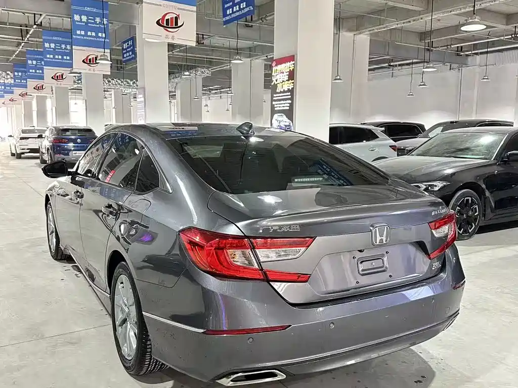 Honda Accord 2021 — фото 9