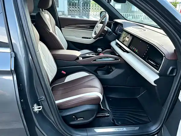 Geely Xingyue L 2023