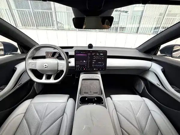 NIO ET5T 2025