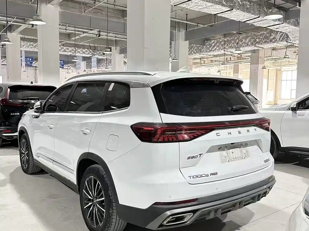 Chery Tiggo 8 2022 — фото 5