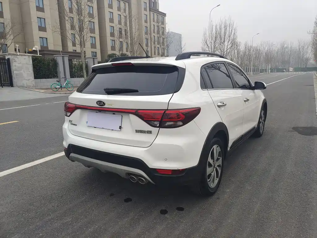Kia KX Cross 2017 — фото 16