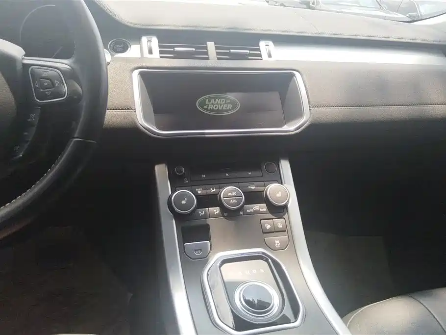 Land Rover Evoque 2019 — фото 13