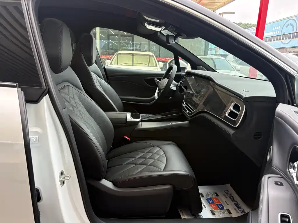 Roewe Feifan R7 — фото 12