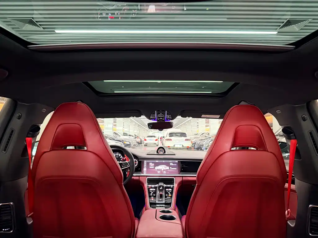 Porsche Panamera 2019 — фото 11