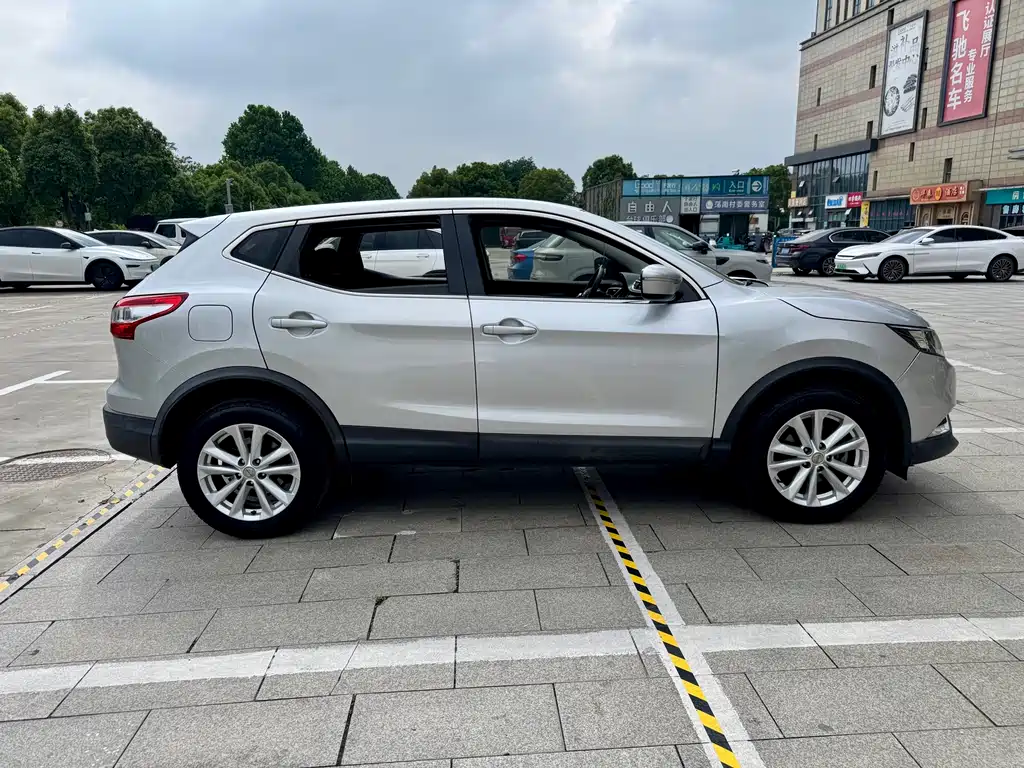 Nissan Qashqai 2016 — фото 4
