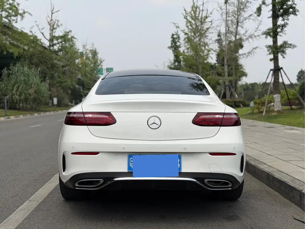 Mercedes-Benz E-Class 2022 — фото 5