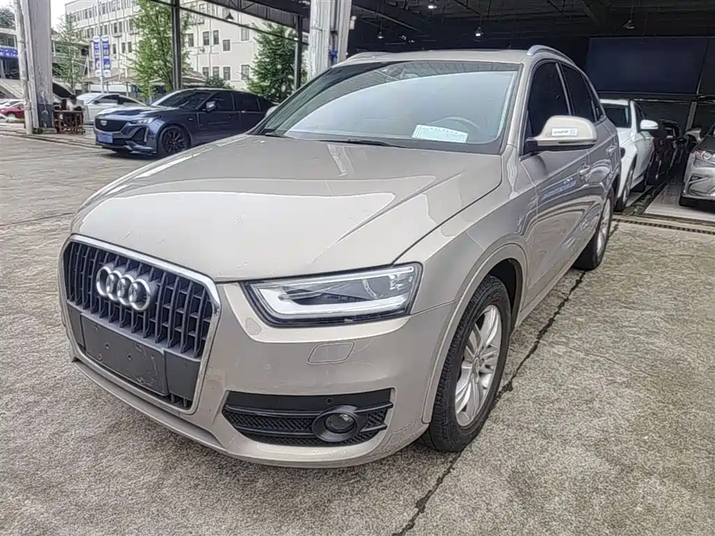 Audi Q3 2014 — фото 1