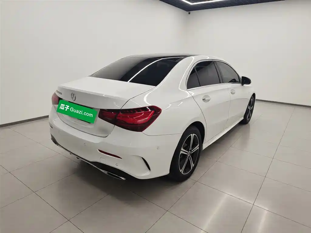 Mercedes-Benz A-Class 2023 — фото 7