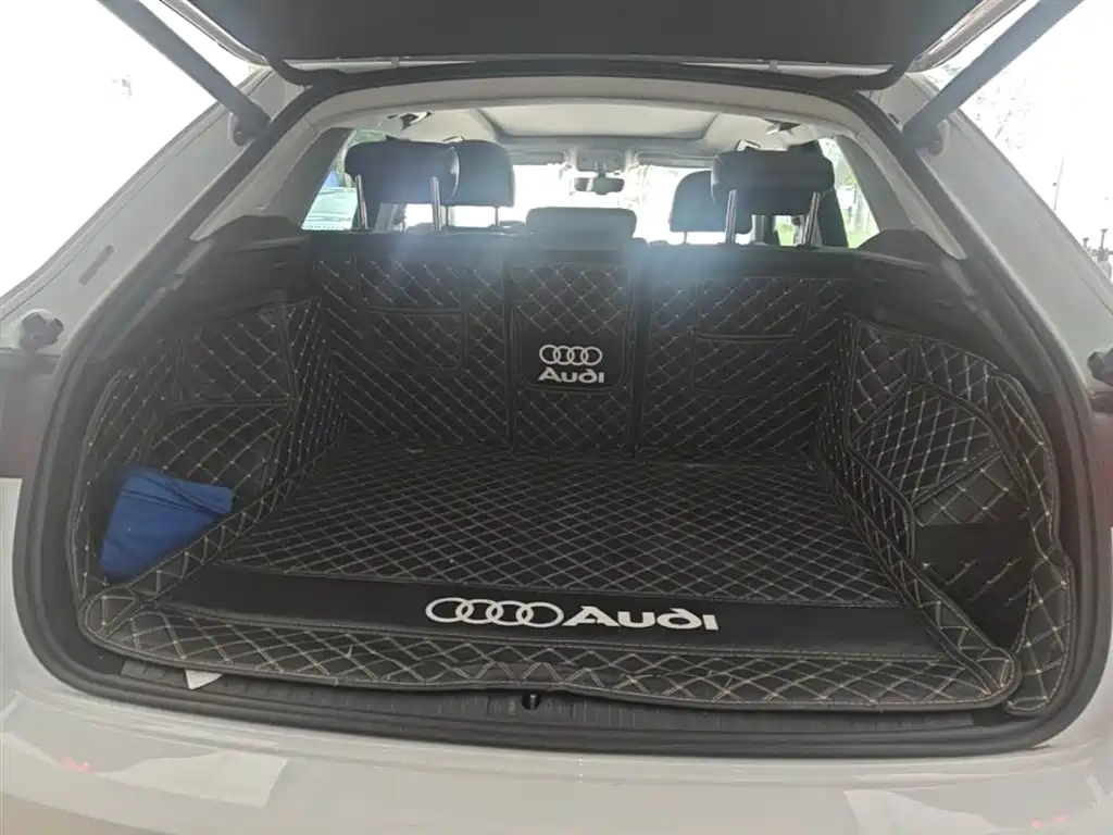Audi Q3 2020 — фото 19