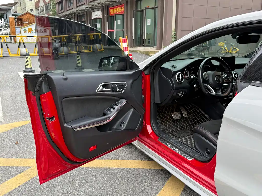 Mercedes-Benz CLA 2018 — фото 5
